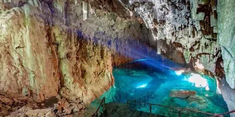 Gruta do Mimoso, Bonito MS: the cave where you get into the water