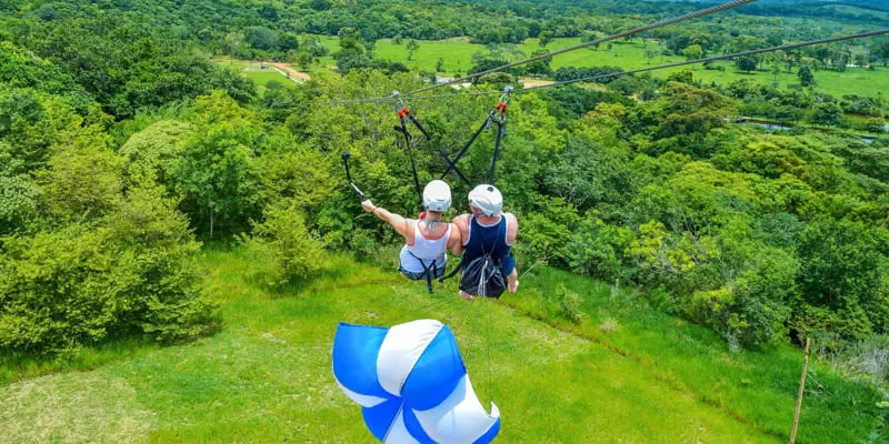 Nascente Azul, Bonito MS: a float, a waterfall and a whole day in one place