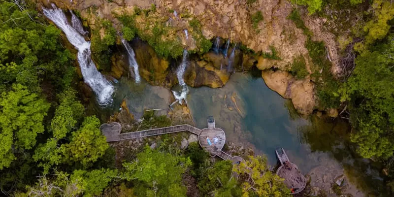 Parque das Cachoeiras, Bonito MS: várias quedas numa trilha curta