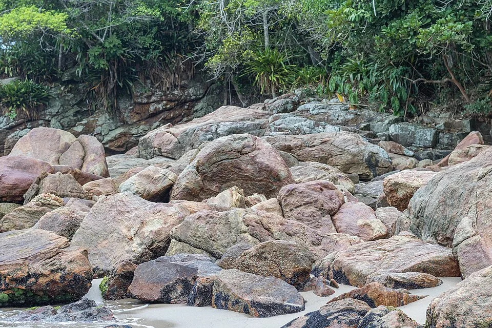 Praia do Camburi, far northern coast of Ubatuba, São Paulo state
